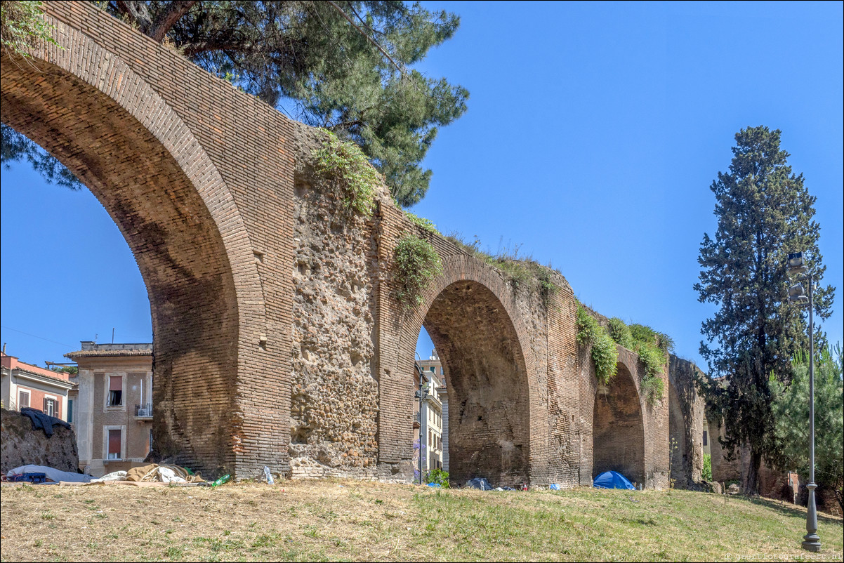 Rome De Aquaduct van Nero