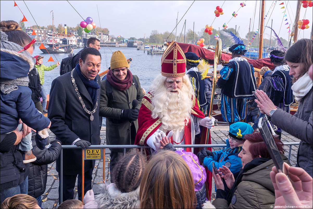 Sint in Almere Haven