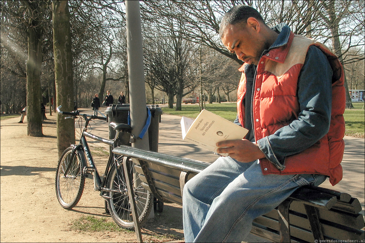 amsterdam straatfootografie boekenweek