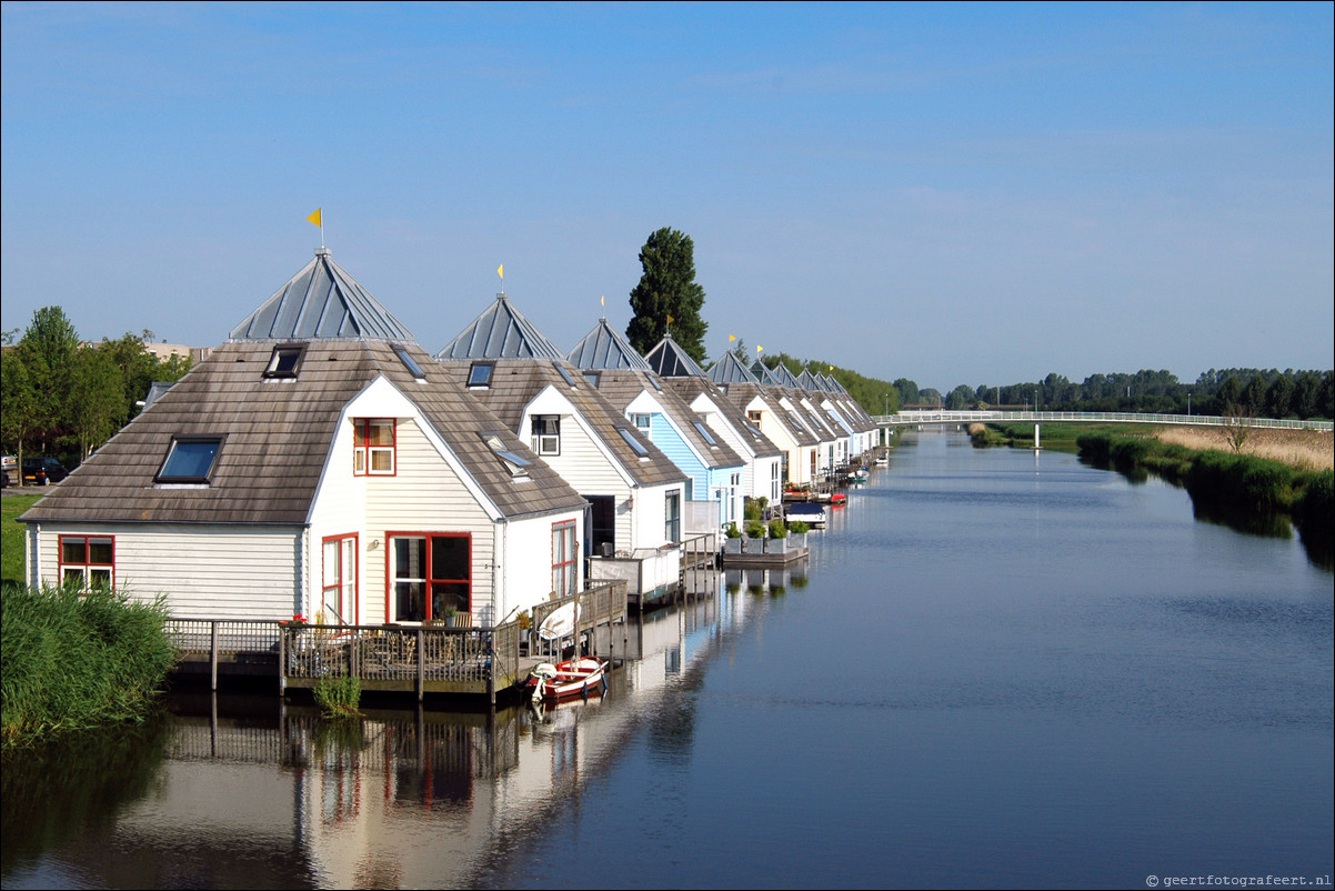 Almere Buiten Bloemenbuurt Watervillas 