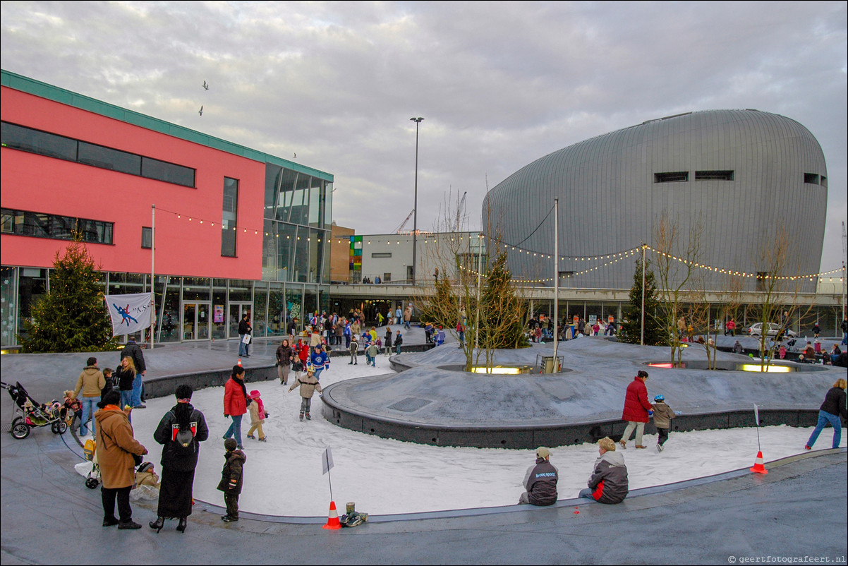 Almere Schippersplein ijsbaan