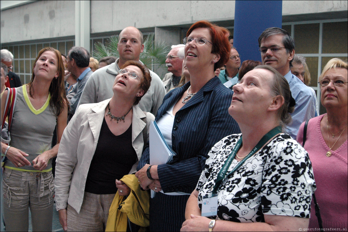 Opening Stadsarchief en expo Almere Bestuurd