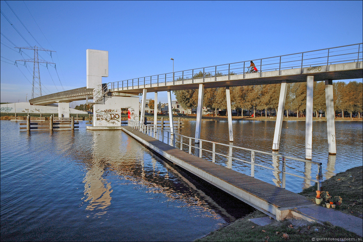 Almere Tussen de Vaarten brug Hoge Vaart