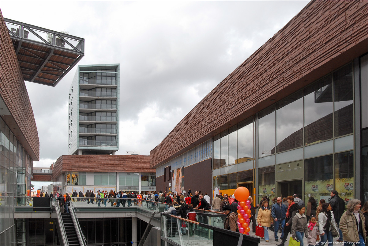 Almere opening nieuwe centrum