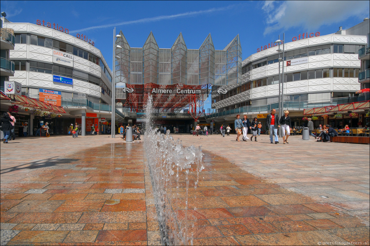 Station Almere Stad