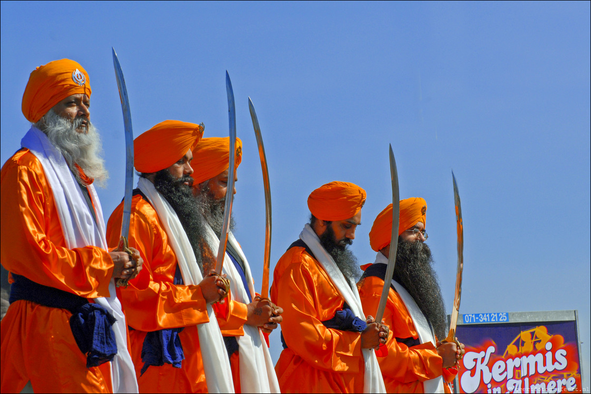 Sikh Nagar Kirtan processie Almere Haven