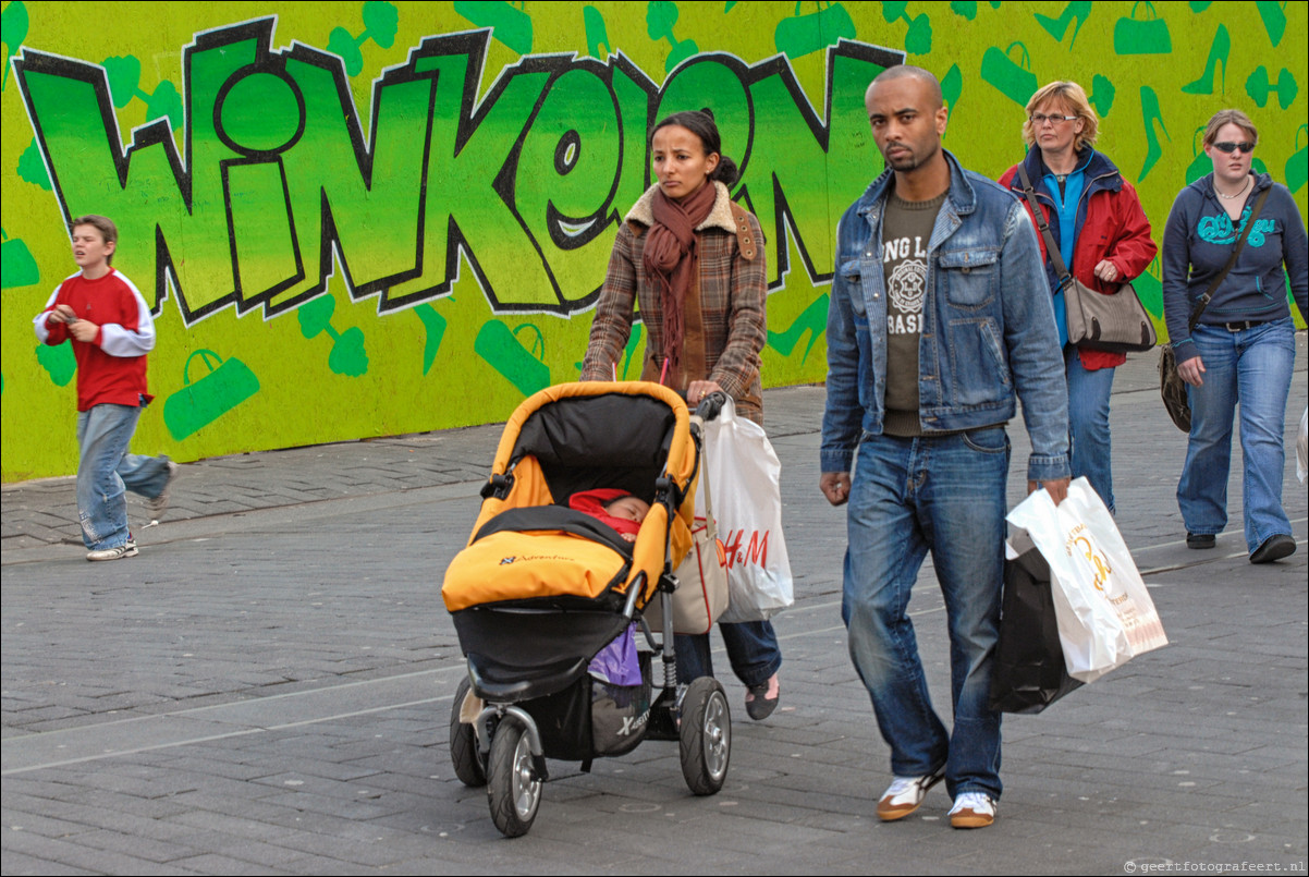 Almere straatfotografie Winkelen