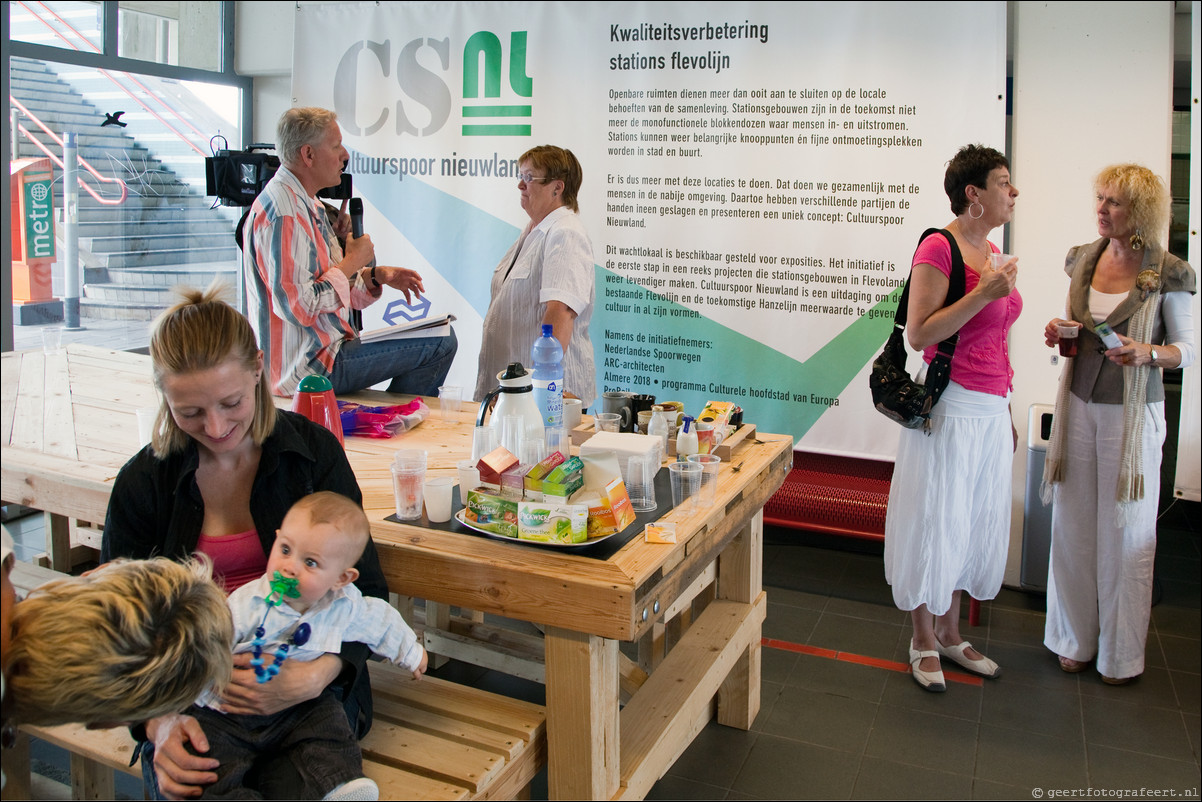 Dag van de Architectuur - Architectuur en Mobliteit - Treinen door Almere