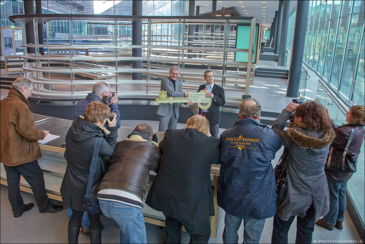 De Nieuwe Bibliotheek opent