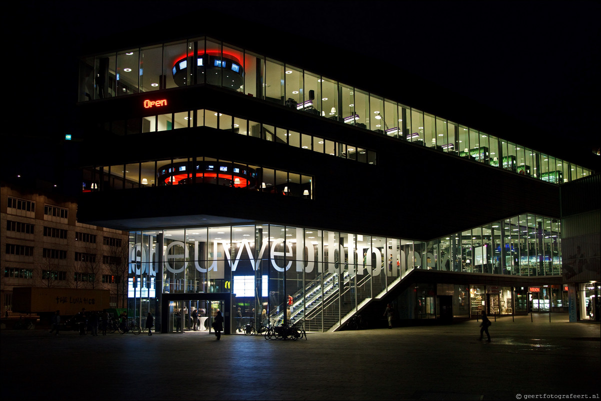 De Nieuwe Bibliotheek opent