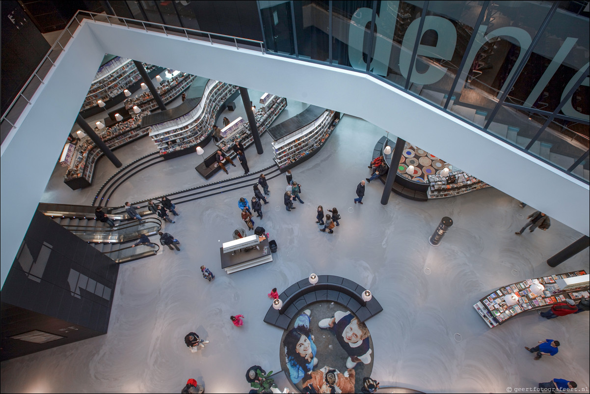 De Nieuwe Bibliotheek opent