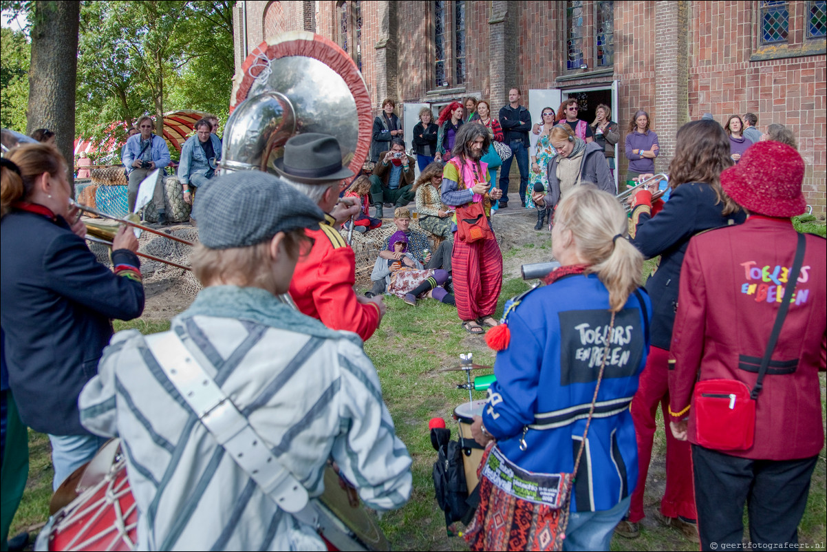 Vurige Tongen - een pinksterfestival in Ruigoord