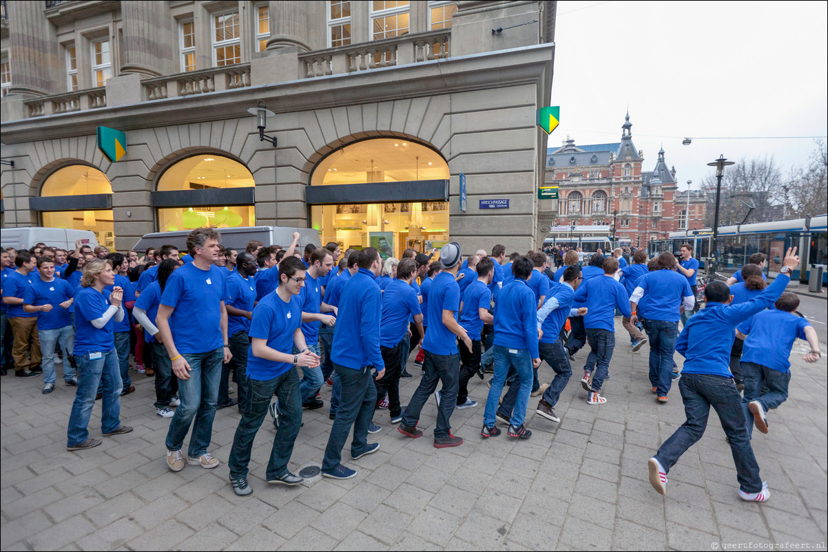 Opening Apple Store in Amsterdam