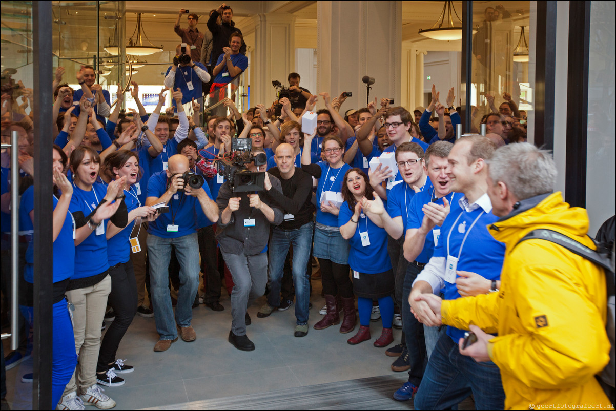 Opening Apple Store in Amsterdam