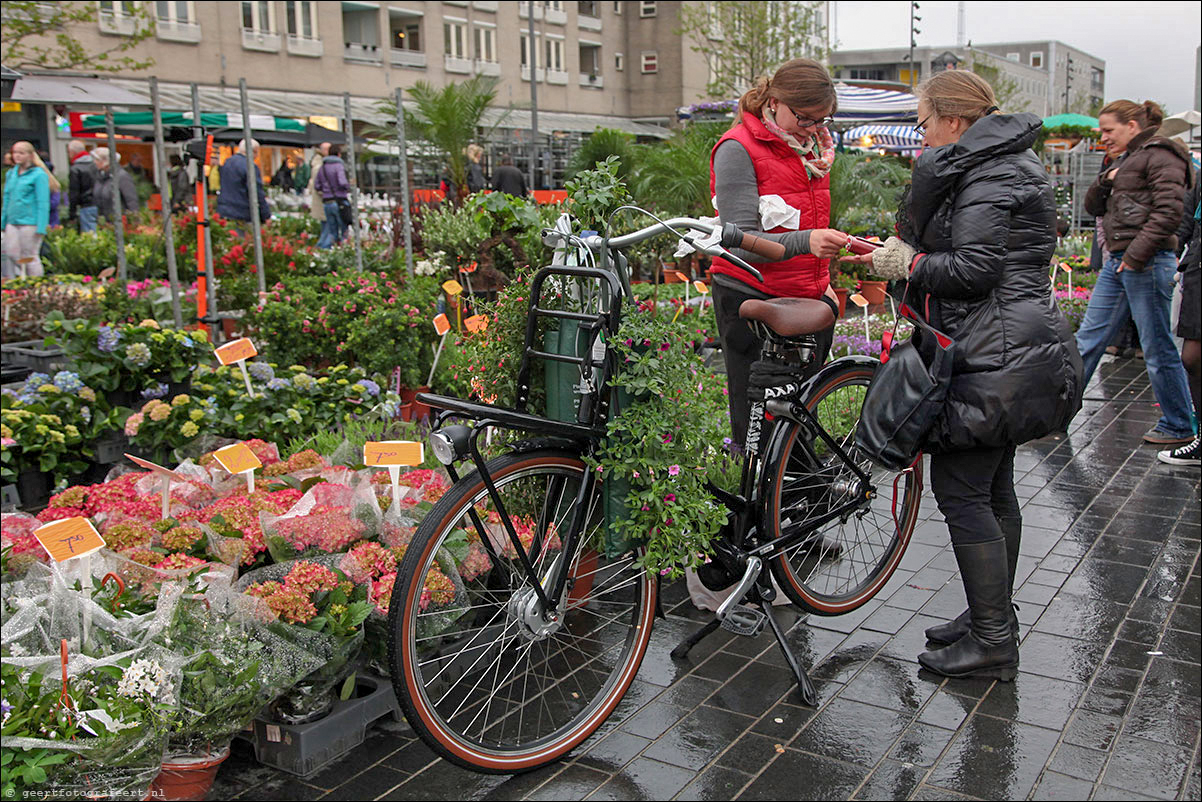 Luilakviering in Almere