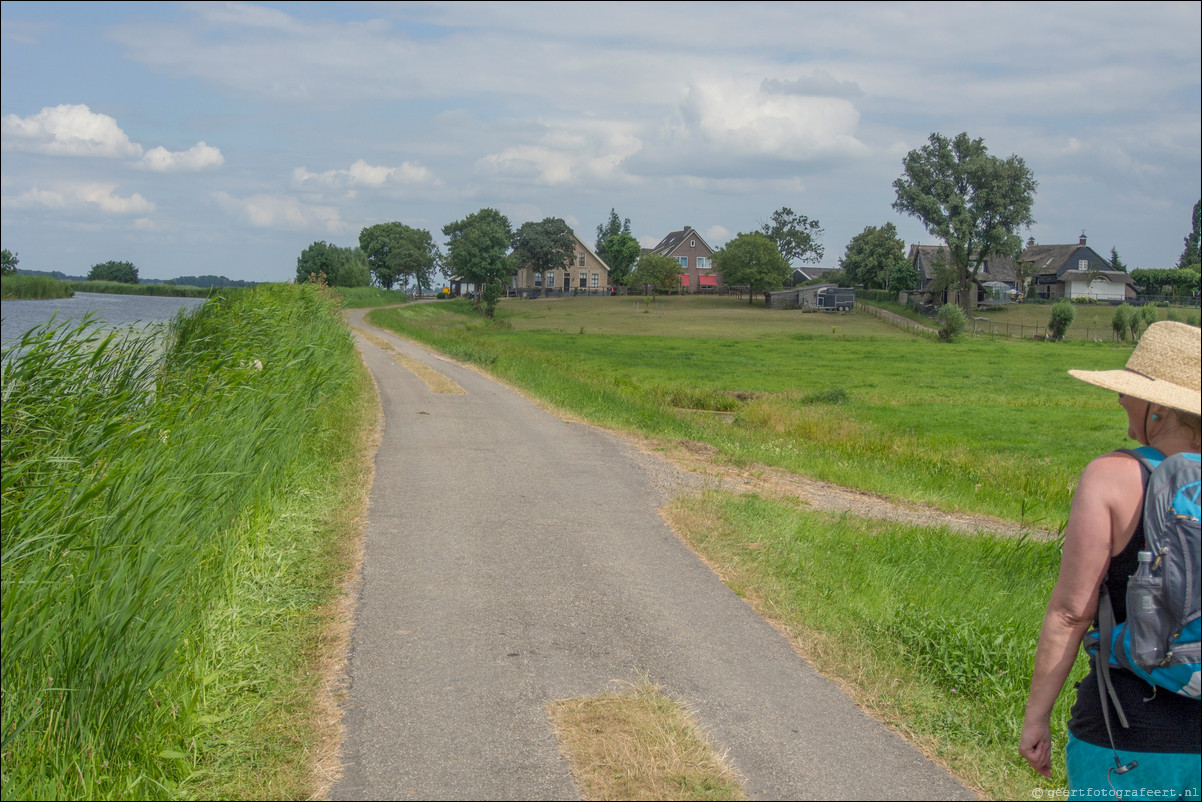 Pelgrimspad: Nieuwpoort-Hardinxveld