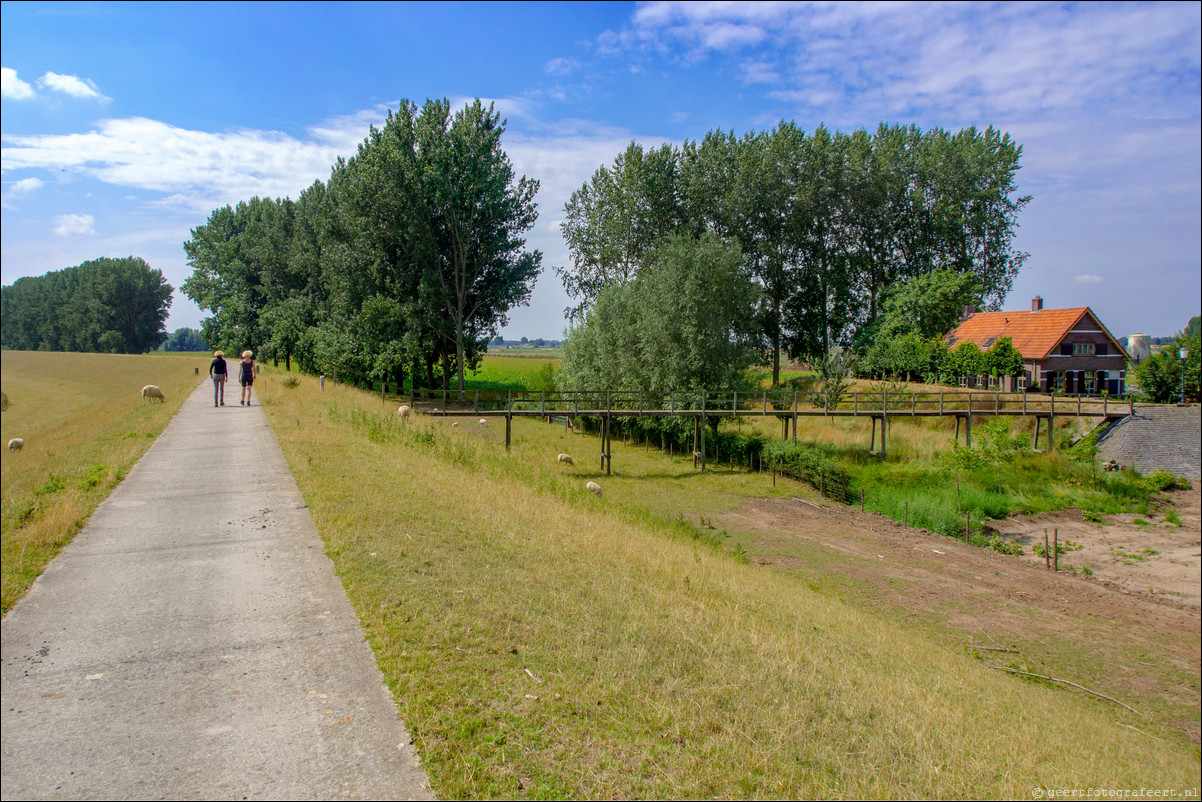 Pelgrimspad: Hardinxveld - Giessendam - Gorinchem - Heusden