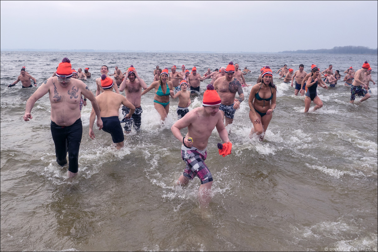 Almere Nieuwjaarsduik