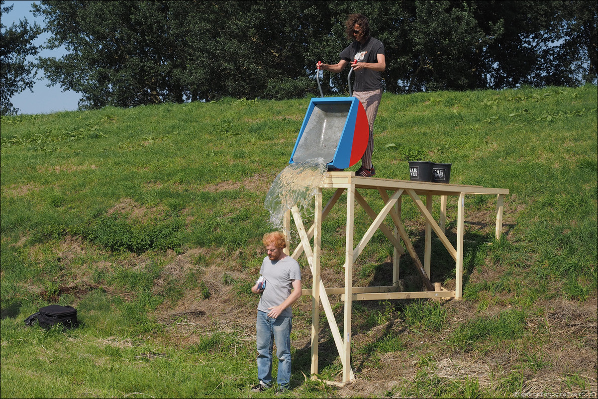 Feiko Beckers @ Aardzee, Land Art Live