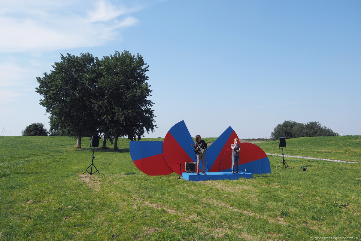 Feiko Beckers @ Aardzee, Land Art Live