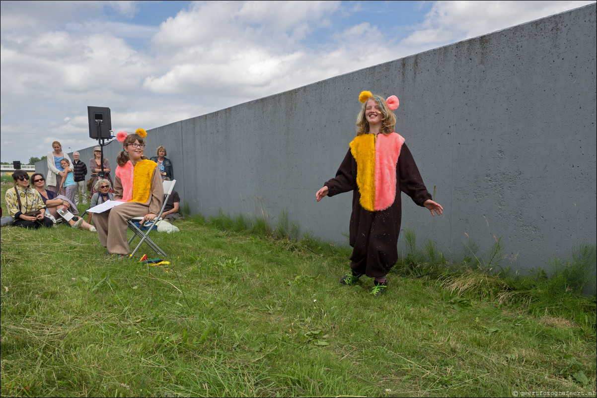 Land Art Live Performance Maria Pask - Dilatation