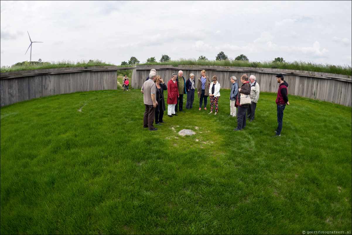 Land Art Flevoland:  Observatorium (1977), Robert Morris