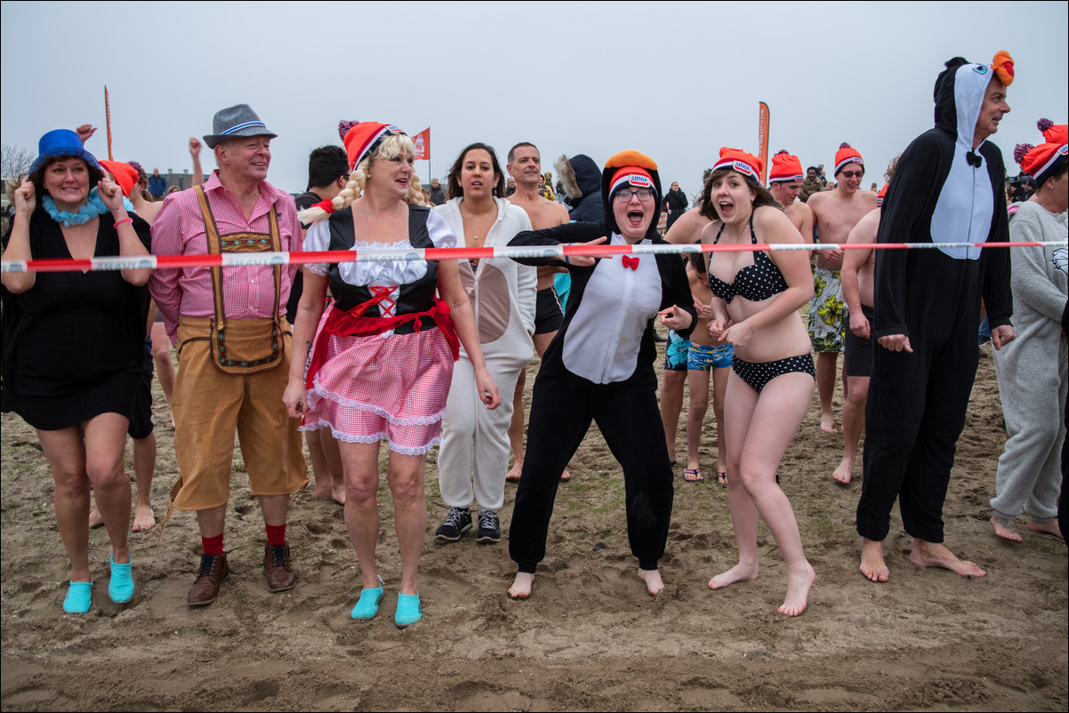 Nieuwjaarsduik Almere Surfstrand Gooimeer