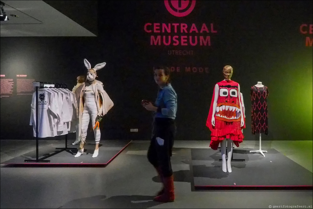 Centraal Museum Utrecht: Uit de Mode