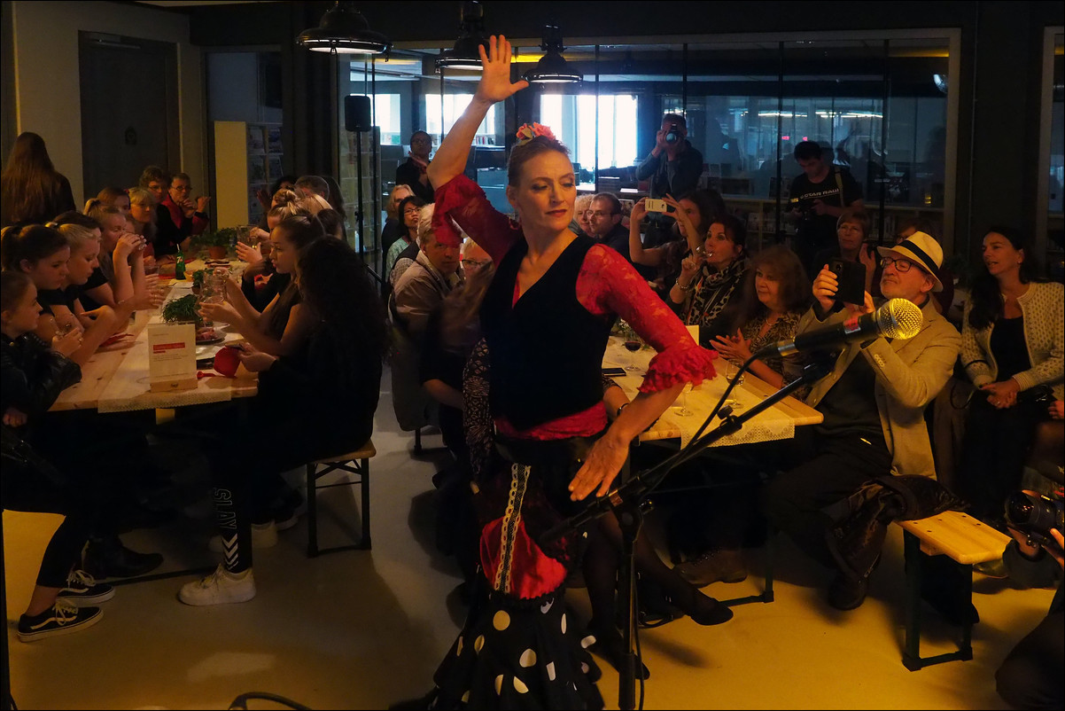 Corrosia Danst met flamenco Binnale Nederland