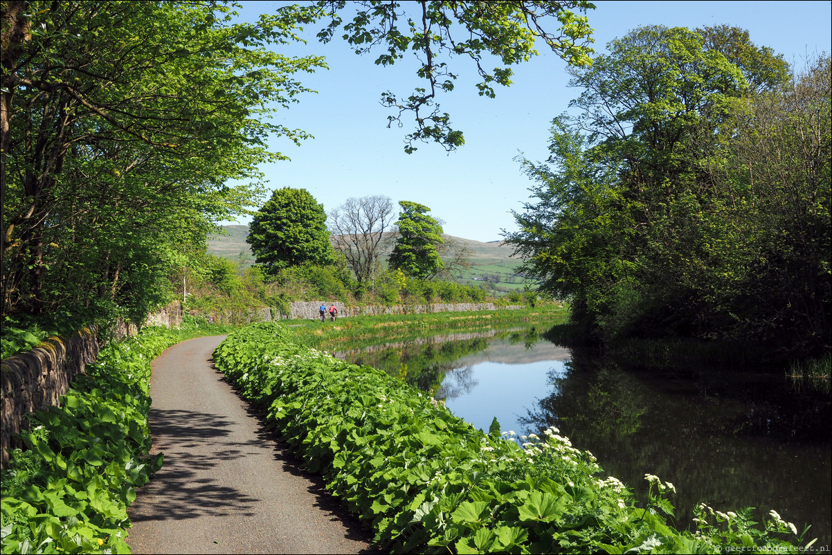 wandeling langs de Muur van Antoninus Schotland Kirkintilloch - Castleary Hotel