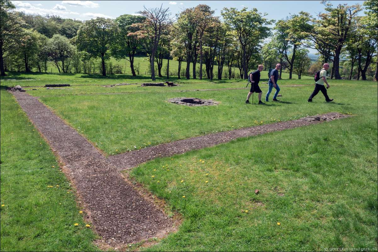 wandeling langs de Muur van Antoninus Schotland Kirkintilloch - Castleary Hotel