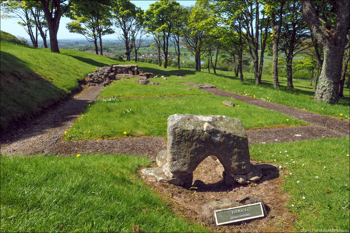 wandeling langs de Muur van Antoninus Schotland Kirkintilloch - Castleary Hotel