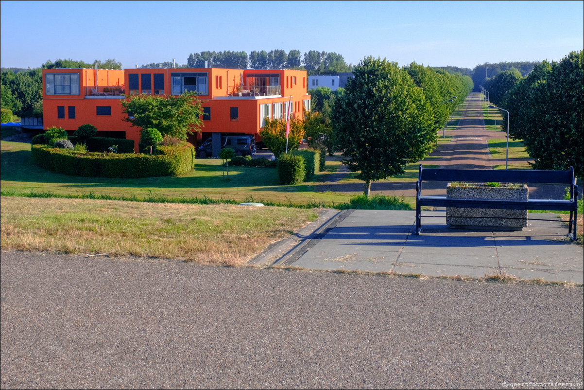 gooimeerdijk west