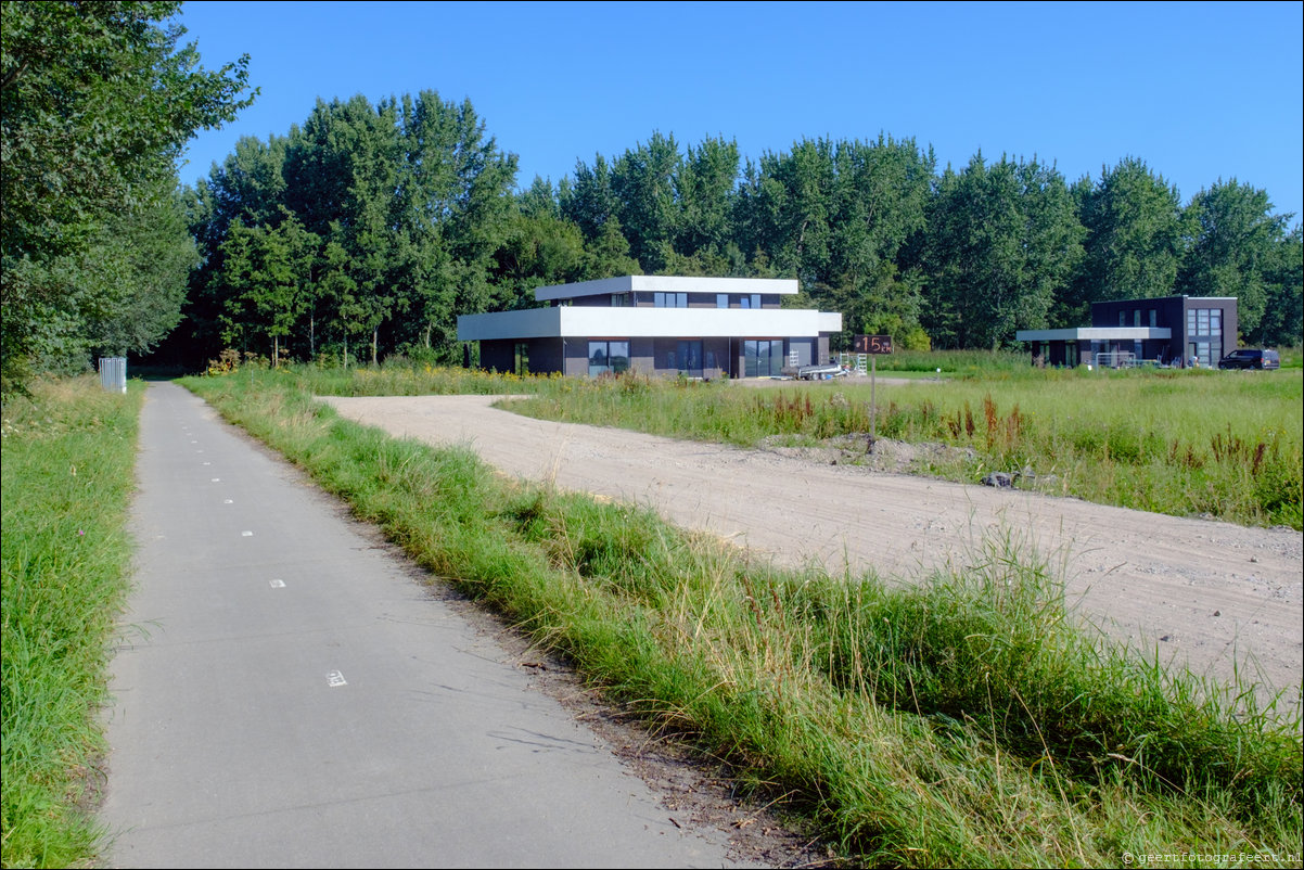 Henry Shawstraat Almere Hout