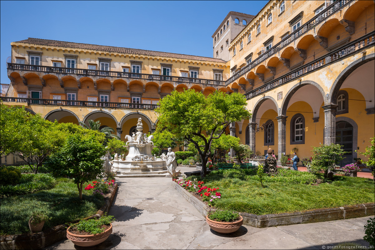 Chiostro di San Gregorio Armeno