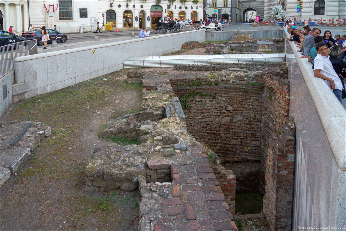 Wenen Michaelerplatz