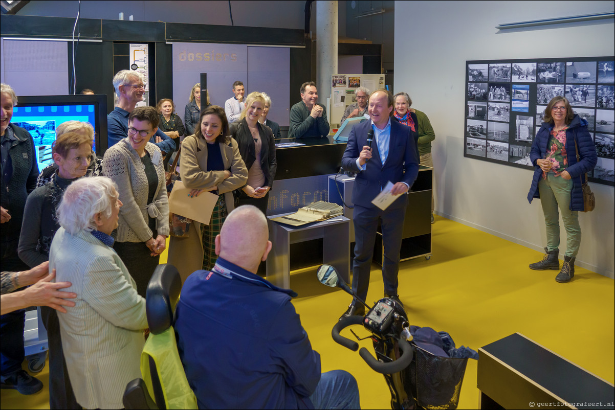 Stadsarchief Almere: tentoonstelling - Almere op fotorol