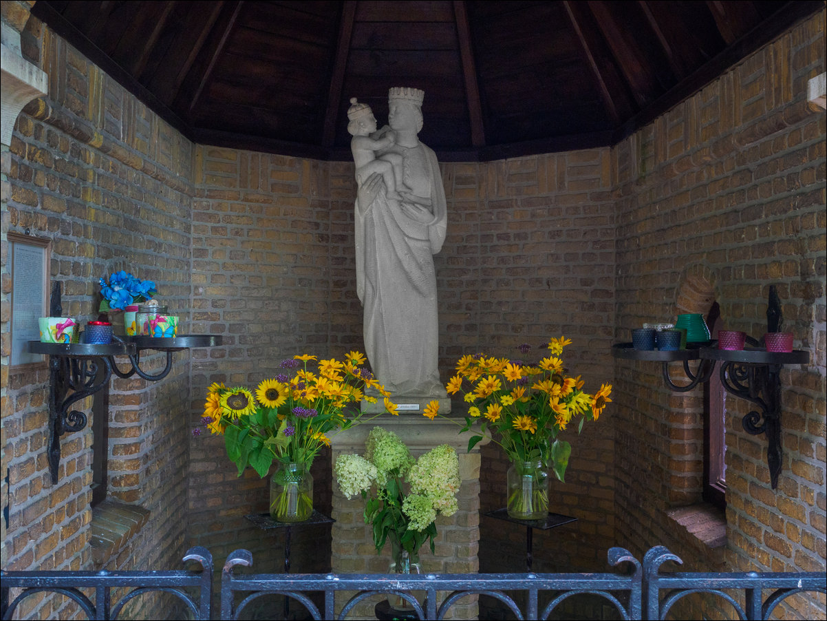 Chaam - Zundert, langs de rand van Nederland