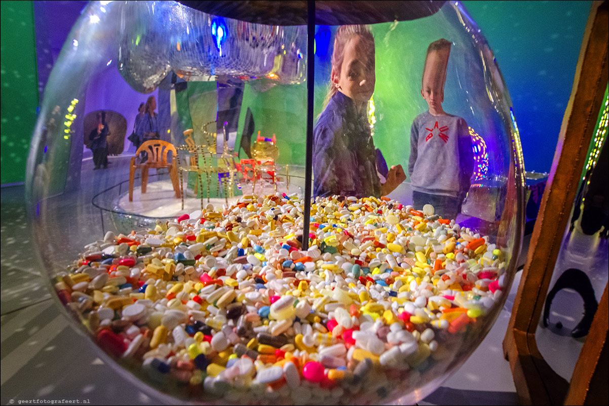 Groningen Museum, Maarten Baas (Hide & Seek) en Garbriel Lester