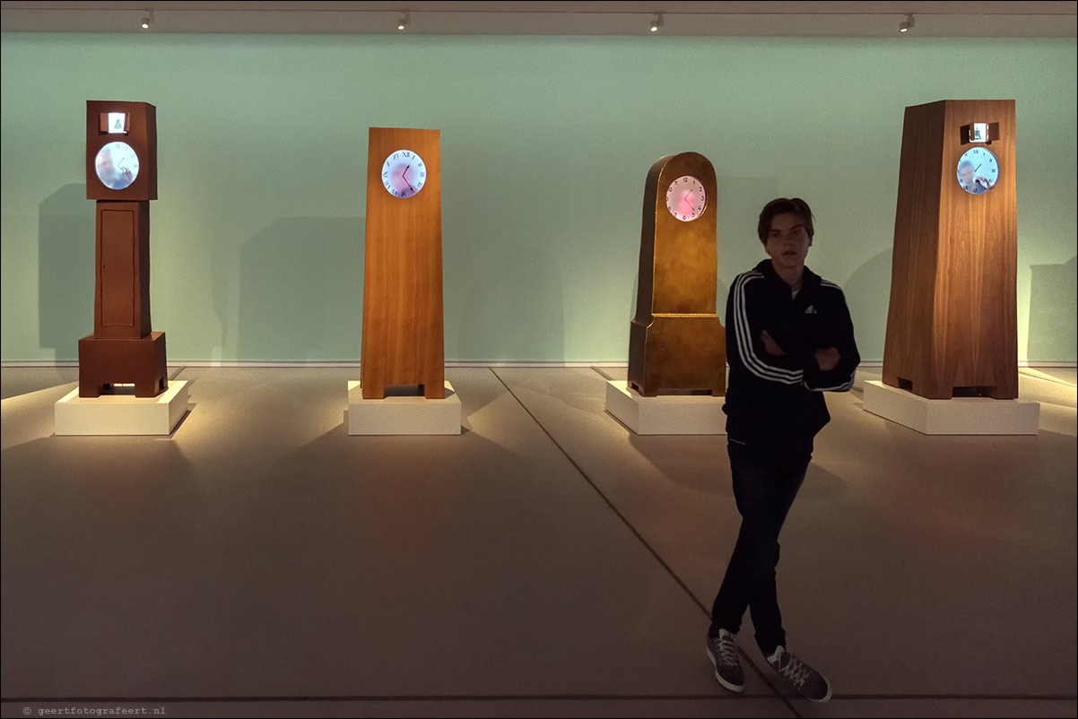 Groningen Museum, Maarten Baas (Hide & Seek) en Garbriel Lester