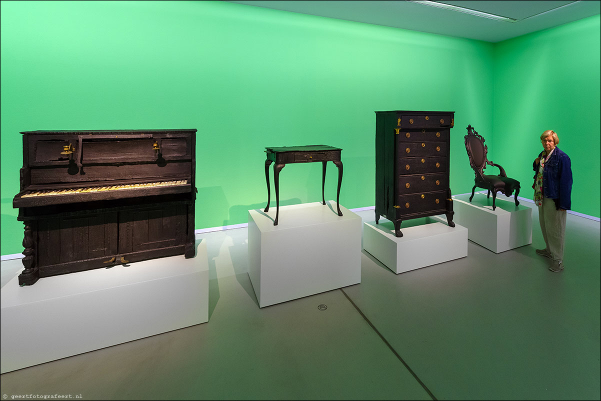 Groningen Museum, Maarten Baas (Hide & Seek) en Garbriel Lester