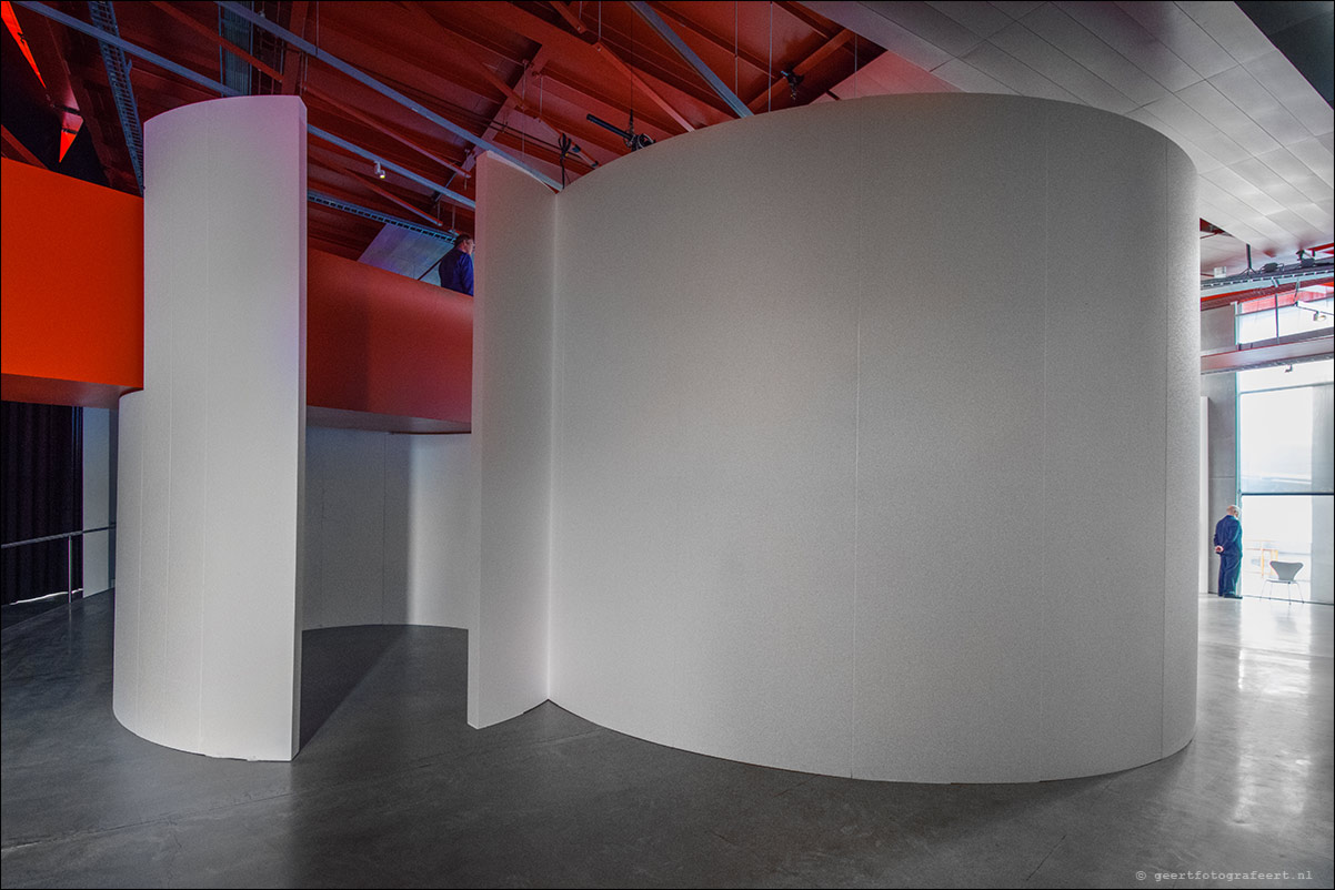 Groningen Museum, Maarten Baas (Hide & Seek) en Garbriel Lester