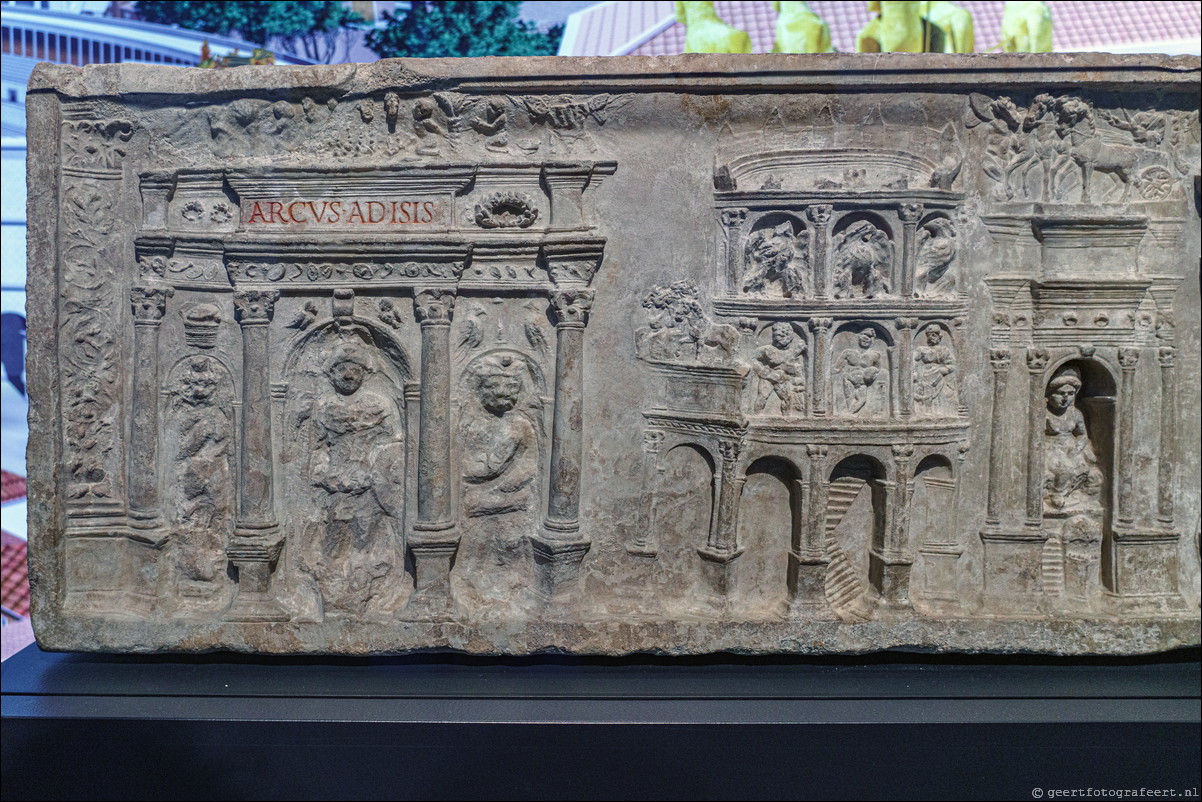 Museum voor Oudheden in Leiden - God op Aarde - Keizer Domitianus