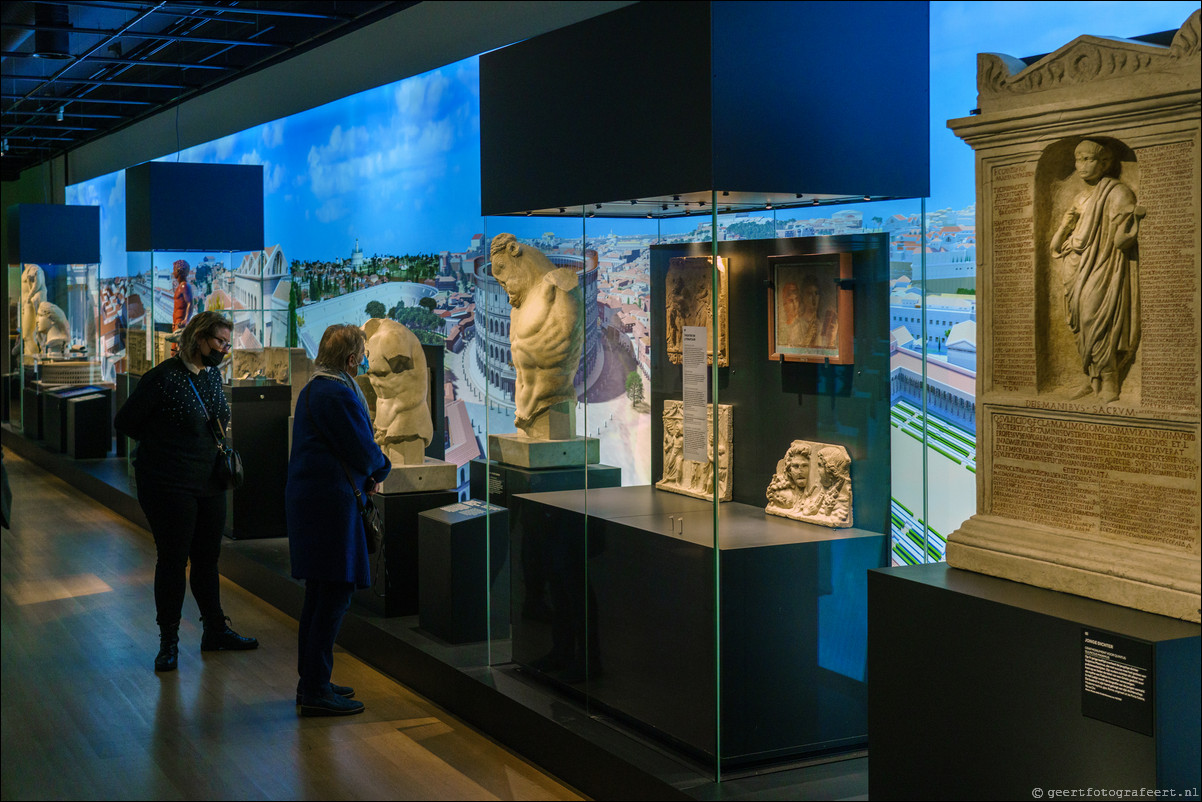 Museum voor Oudheden in Leiden - God op Aarde - Keizer Domitianus