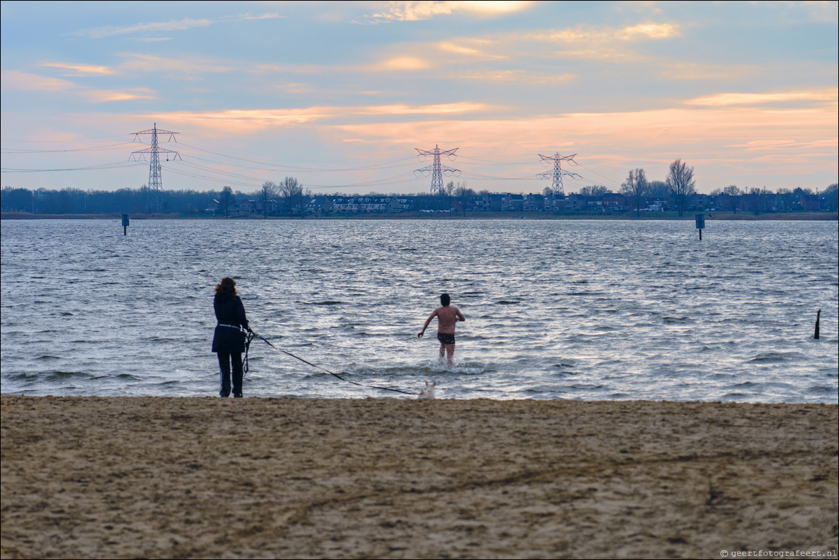 nieuwjaarsduik Almere Strand