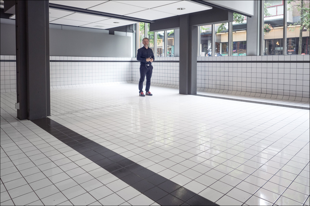 Zomerexpo Droogzemmen van Maze de Boer in Corrosia Almere Haven