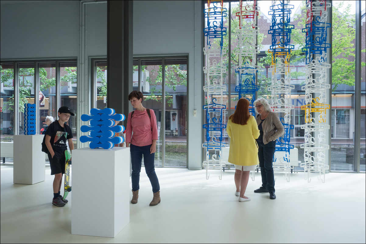 Zomerexpo Droogzemmen van Maze de Boer in Corrosia Almere Haven