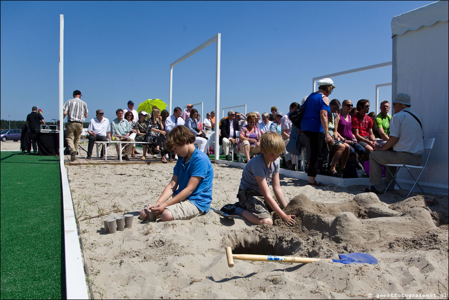 dag van arhitectuur  almere 2010  - begraven land