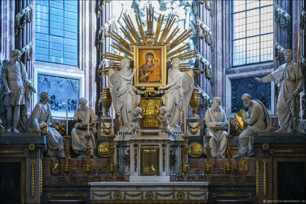 Wenen Michaelerkirche